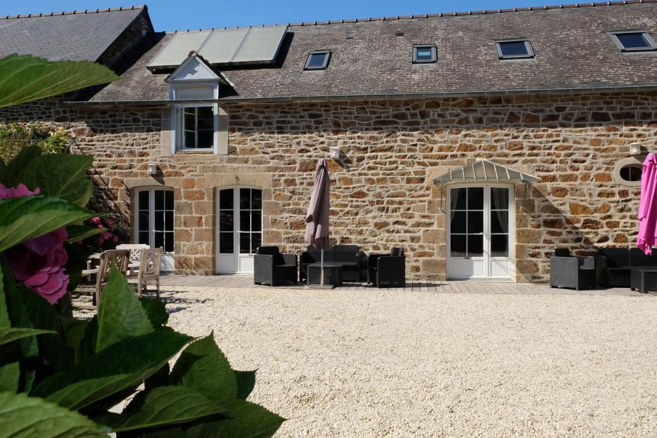 Pleudihen-sur-RanceLe Logis De Mordreucアパートメント エクステリア 写真